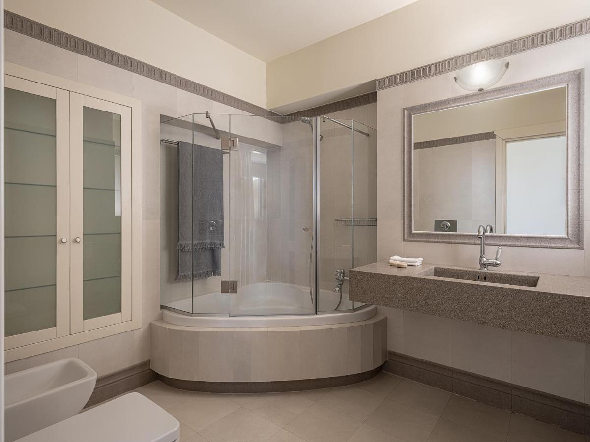 Villa Heora - The Floating Residence Tria Monastiria Екстериор снимка
